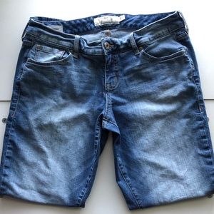 Torrid Medium Wash Boyfriend Jeans - 10